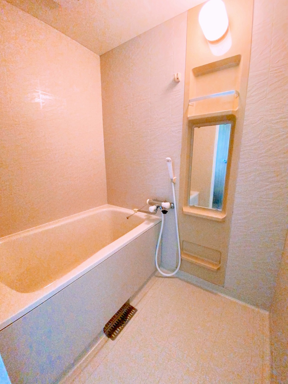 クレストコート2208